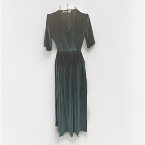 Magnolia South Velvet Emerald Green Maxi Dress. Elegant, Retro A-line. .Holidays